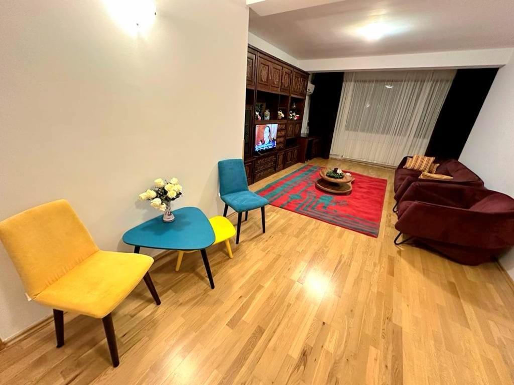 Centru Unirii Luxury Vip Apartament 2 Camere 98 Mp ! Parcare Subterana Privata Incalzita Iarna Si Climatizata Vara Doar Cu Rezervare In Limita Locurilor Disponibile ! Proprietate In Regim Hoteliep - Nu Are Bucatarie ! 부쿠레슈티 외부 사진