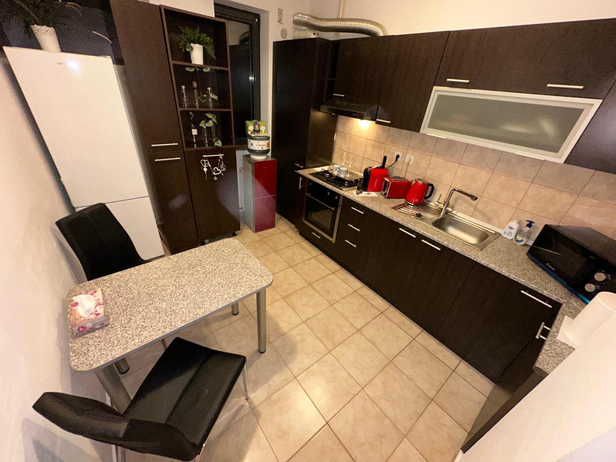 Centru Unirii Luxury Vip Apartament 2 Camere 98 Mp ! Parcare Subterana Privata Incalzita Iarna Si Climatizata Vara Doar Cu Rezervare In Limita Locurilor Disponibile ! Proprietate In Regim Hoteliep - Nu Are Bucatarie ! 부쿠레슈티 외부 사진