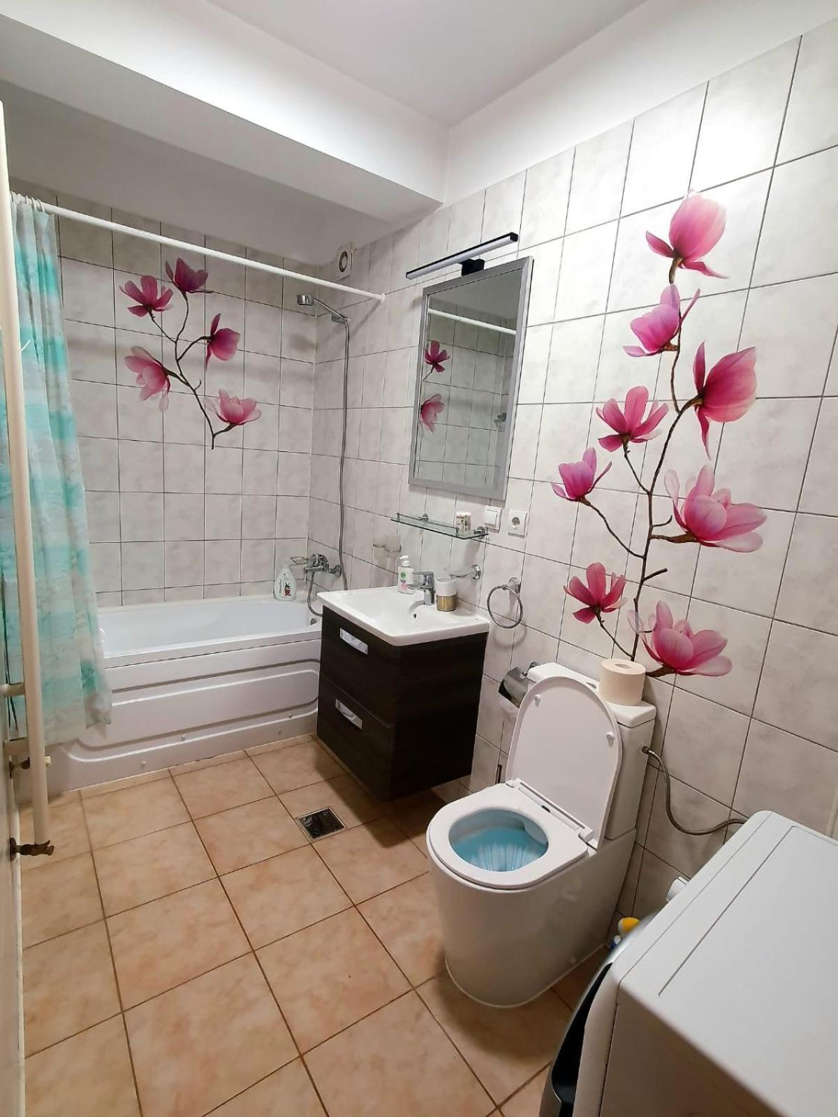 Centru Unirii Luxury Vip Apartament 2 Camere 98 Mp ! Parcare Subterana Privata Incalzita Iarna Si Climatizata Vara Doar Cu Rezervare In Limita Locurilor Disponibile ! Proprietate In Regim Hoteliep - Nu Are Bucatarie ! 부쿠레슈티 외부 사진